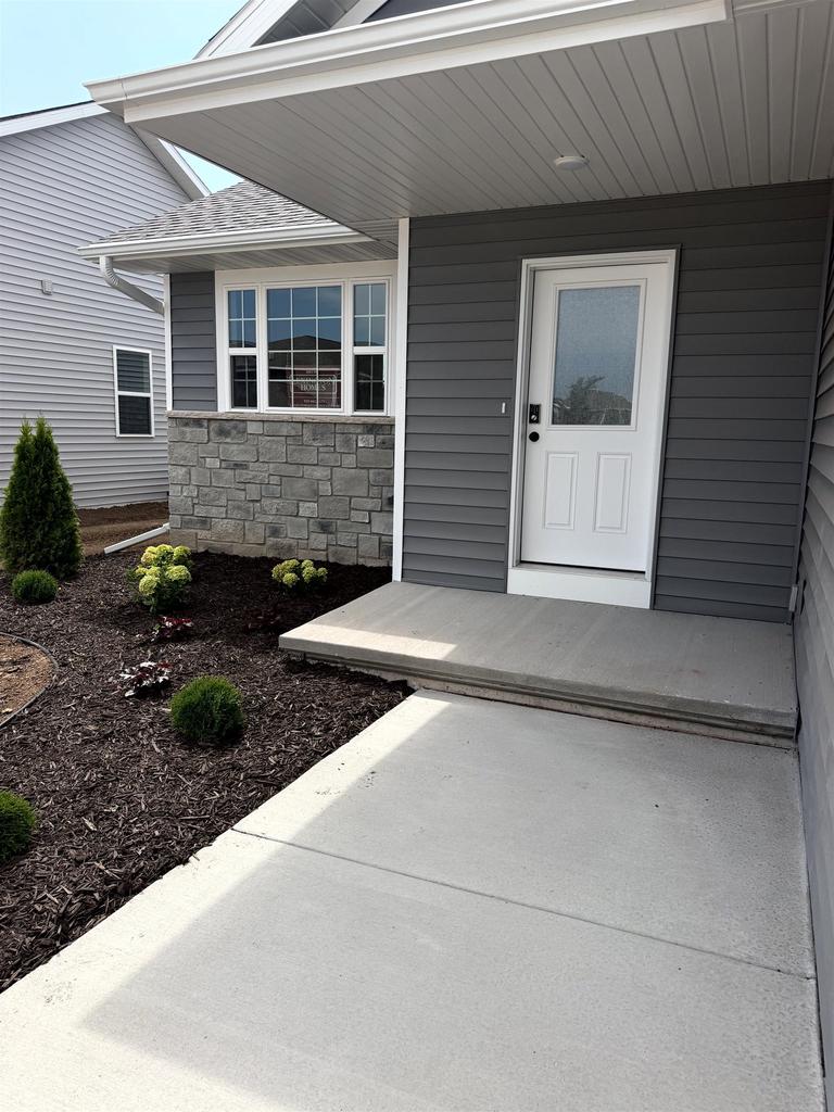 Photo of 2207 Golden Gate DRIVE, Appleton, WI 54913 (MLS # 50328769)