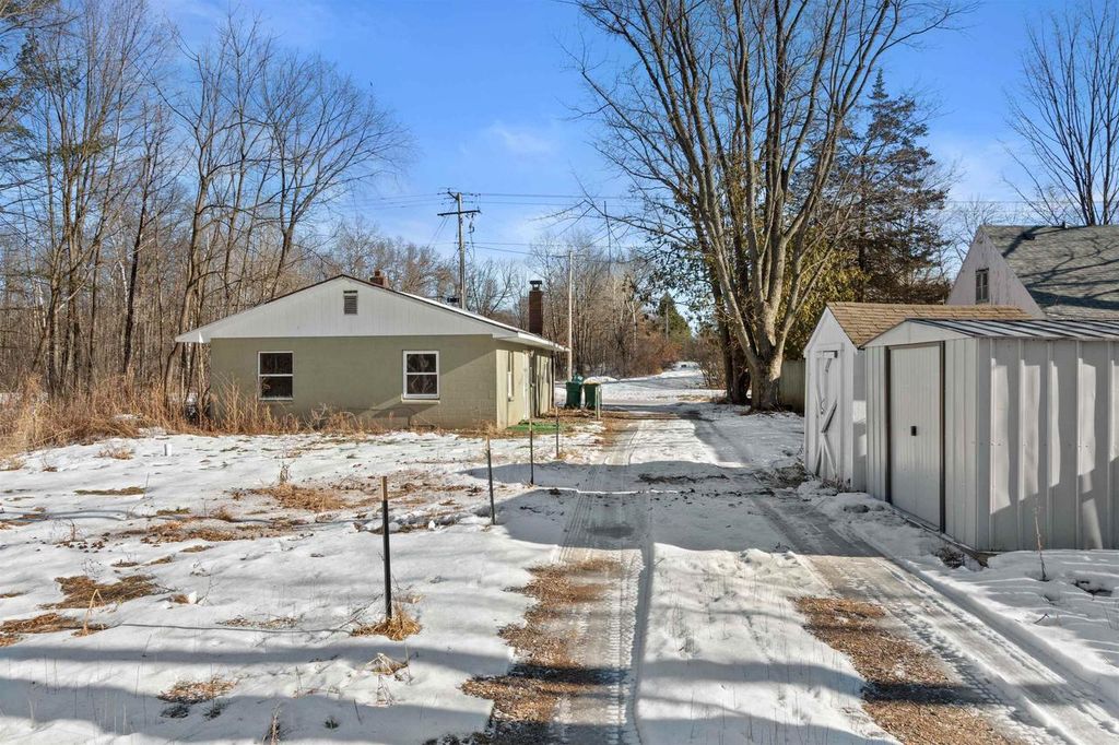 Photo of 10164 County Road Z, Nekoosa, WI 54457 (MLS # 22600157)