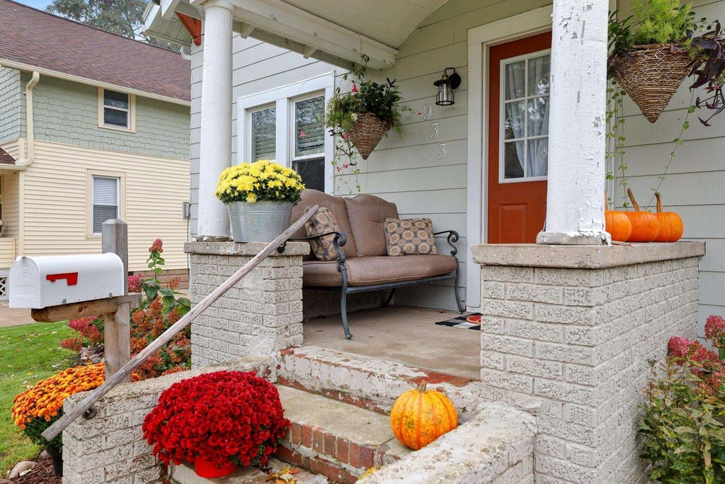 Photo of 933 W Spring STREET, Appleton, WI 54914 (MLS # 50334683)