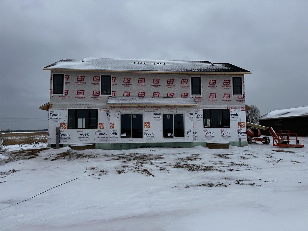 Photo of 2616 Northpoint DRIVE, New London, WI 54961 (MLS # 50320365)