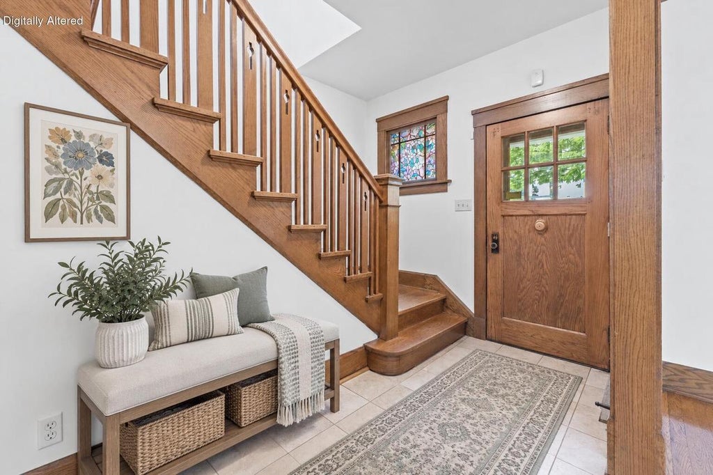 Photo of 924 Hayes AVENUE, Racine, WI 53405 (MLS # 1981715)