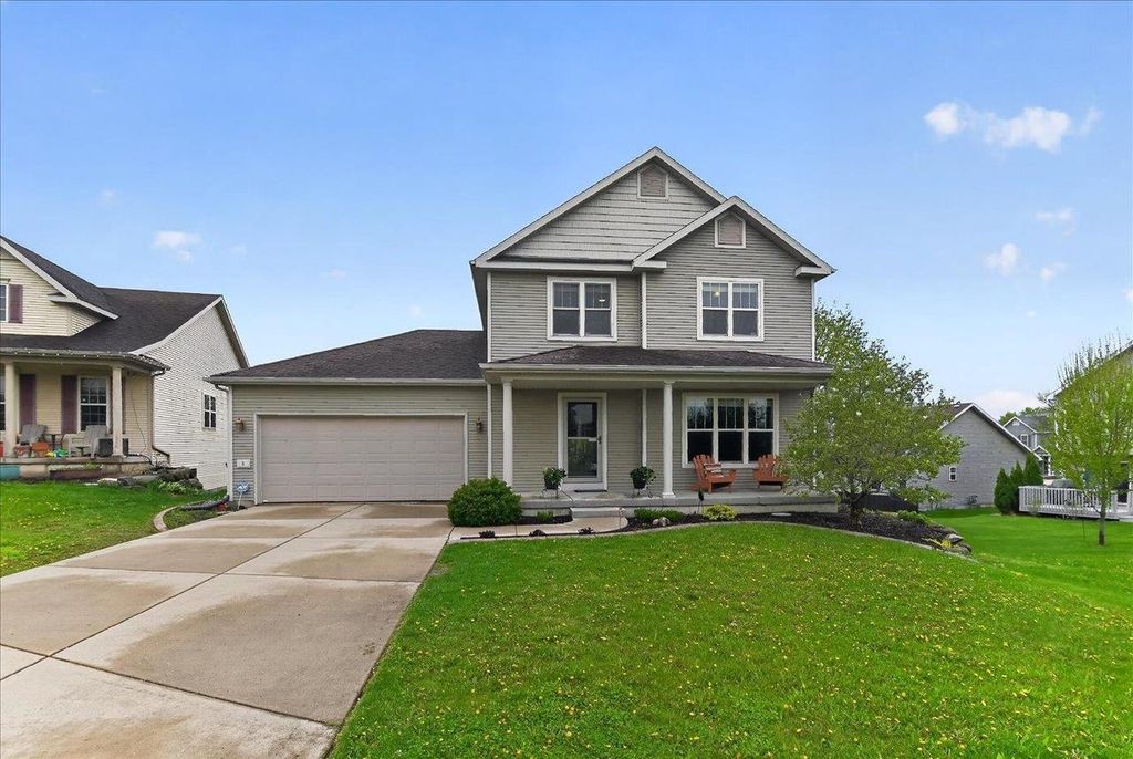 Photo of 5 Banner CIRCLE, Madison, WI 53718 (MLS # 2021823)