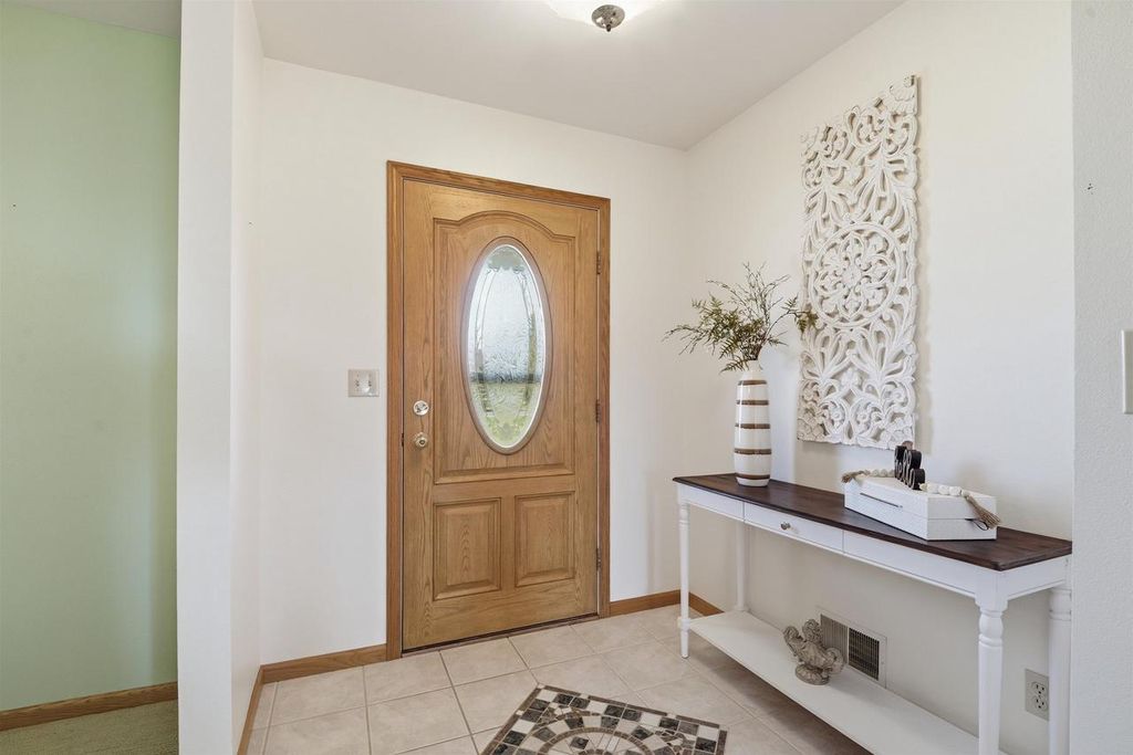 Photo of 10013 Middle ROAD, Manitowoc, WI 54220 (MLS # 50324326)