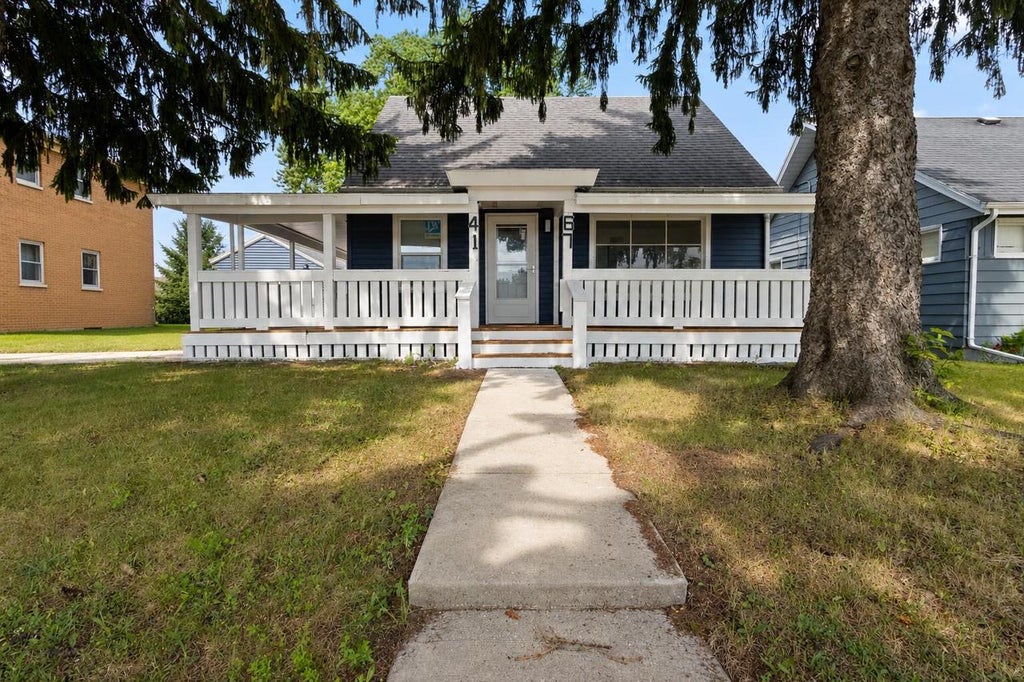 Photo of 4167 N 60th STREET, Milwaukee, WI 53216 (MLS # 1968019)