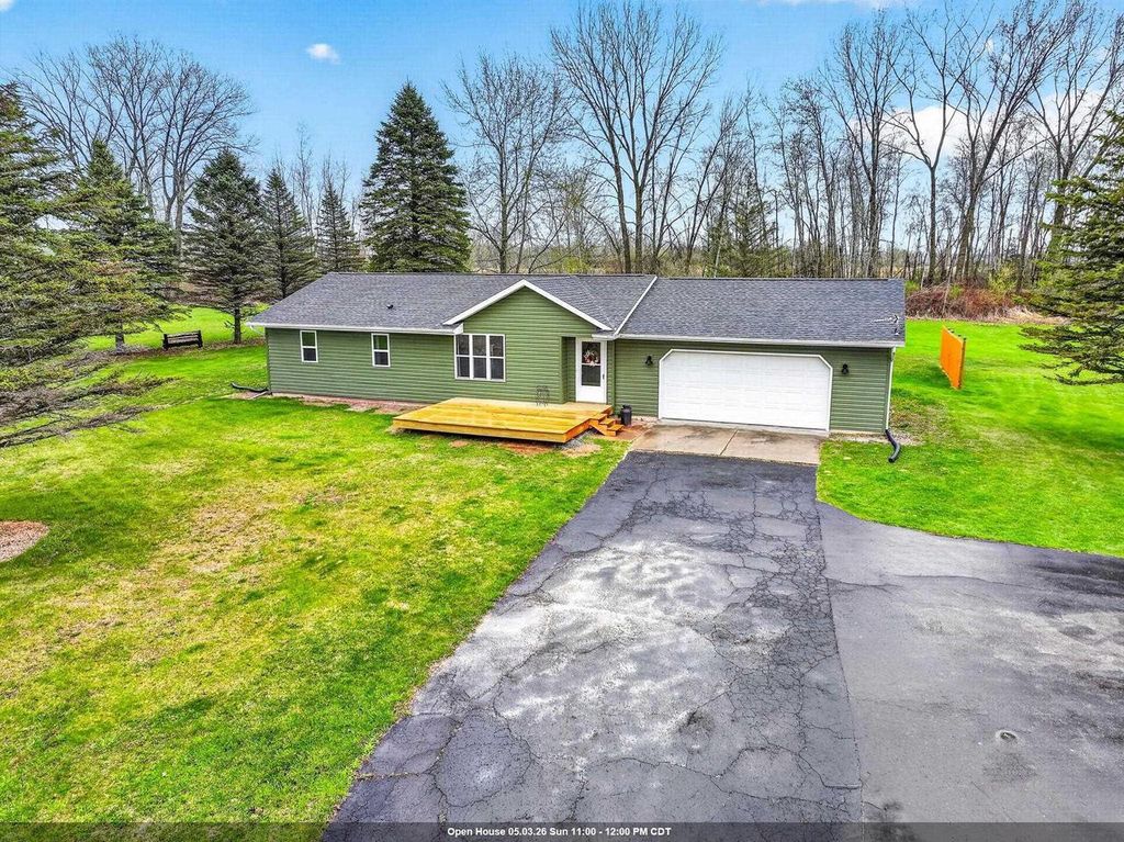 Photo of W3903 Adolph ROAD, Seymour, WI 54165 (MLS # 50324438)
