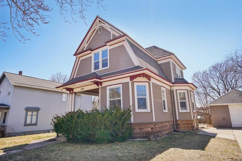 Photo of 240 3rd STREET, Reedsburg, WI 53959 (MLS # 2019244)