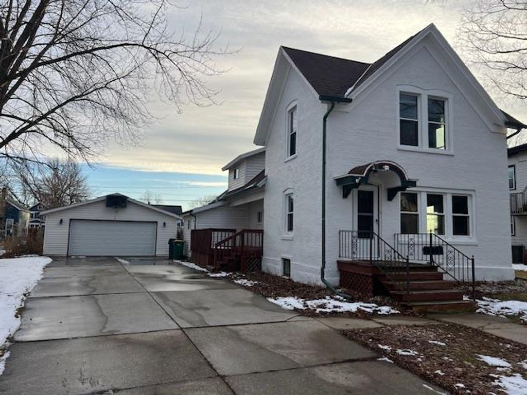 Photo of 182 6th STREET, Fond Du Lac, WI 54935 (MLS # 50319820)