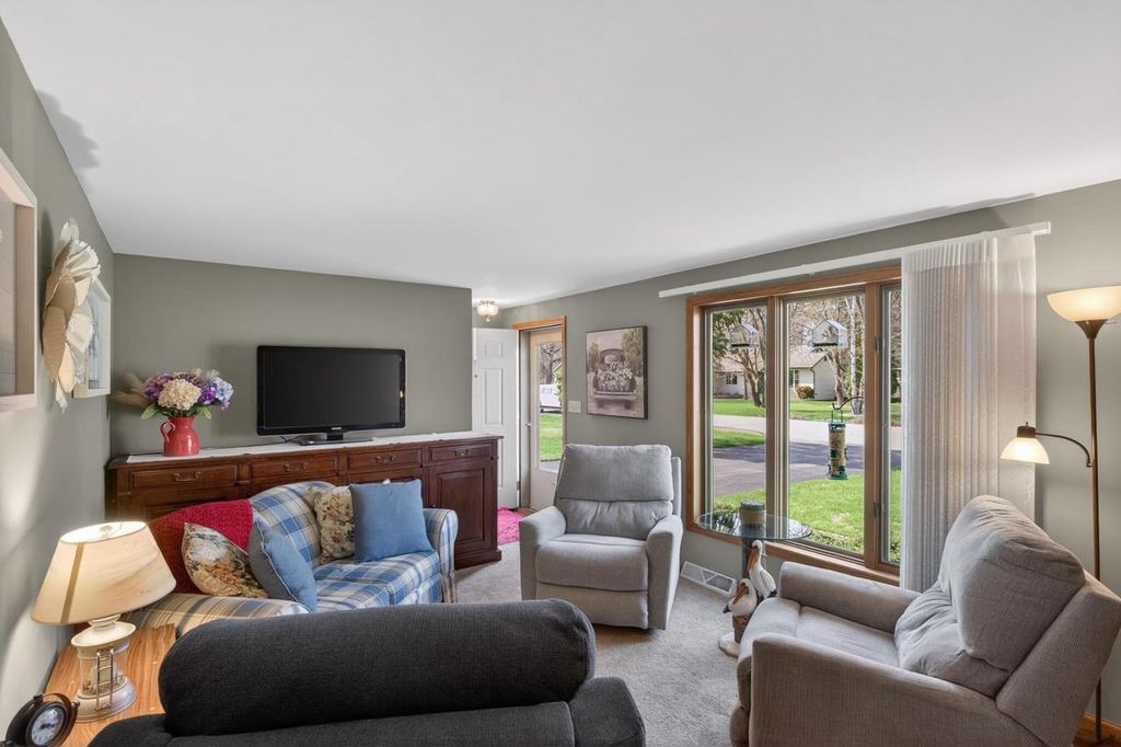 Photo of 3141 Revere ROAD, Plover, WI 54467 (MLS # 22601661)