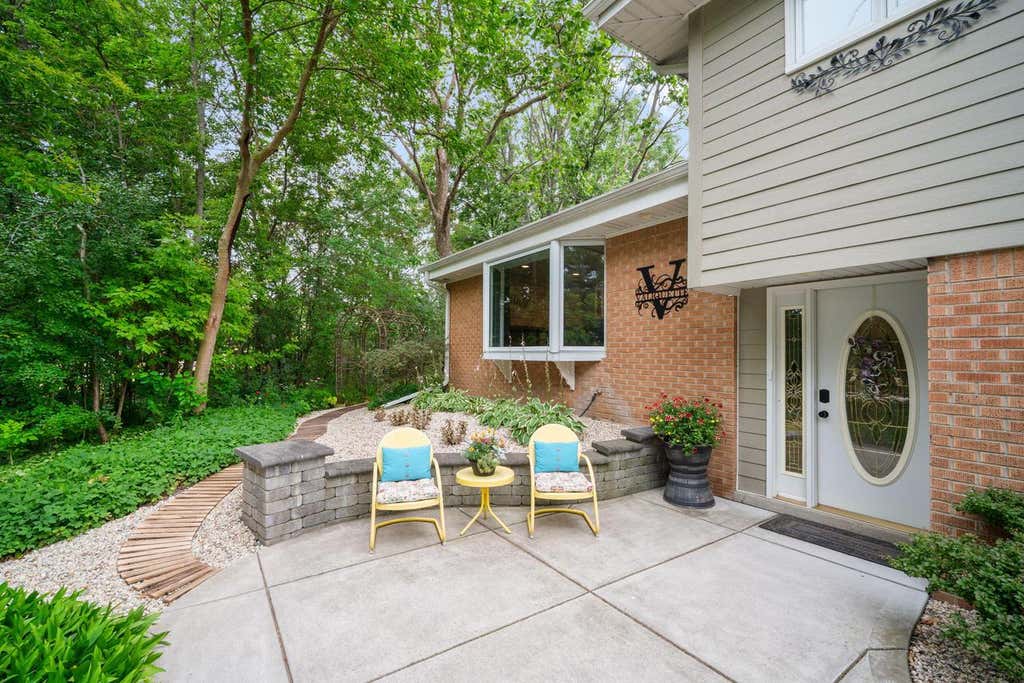 Photo of 5393 S Allenwood LANE, Hales Corners, WI 53130 (MLS # 1973775)