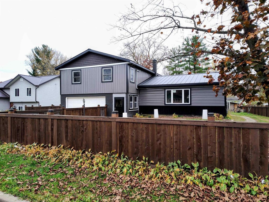 Photo of 104 Madison St STREET, Boscobel, WI 53805 (MLS # 2035695)