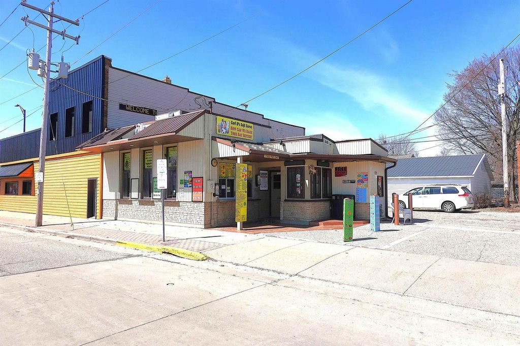 Photo of 1232 Park STREET, Stevens Point, WI 54481 (MLS # 22601395)