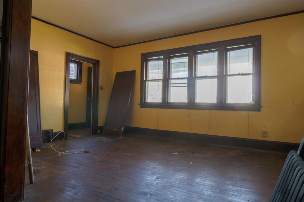 Photo of 1271 N 43rd STREET, Milwaukee, WI 53208 (MLS # 1949443)