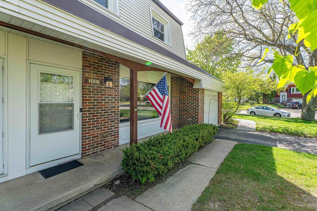 Photo of 3501 Valley Ridge ROAD, Middleton, WI 53562 (MLS # 2022731)