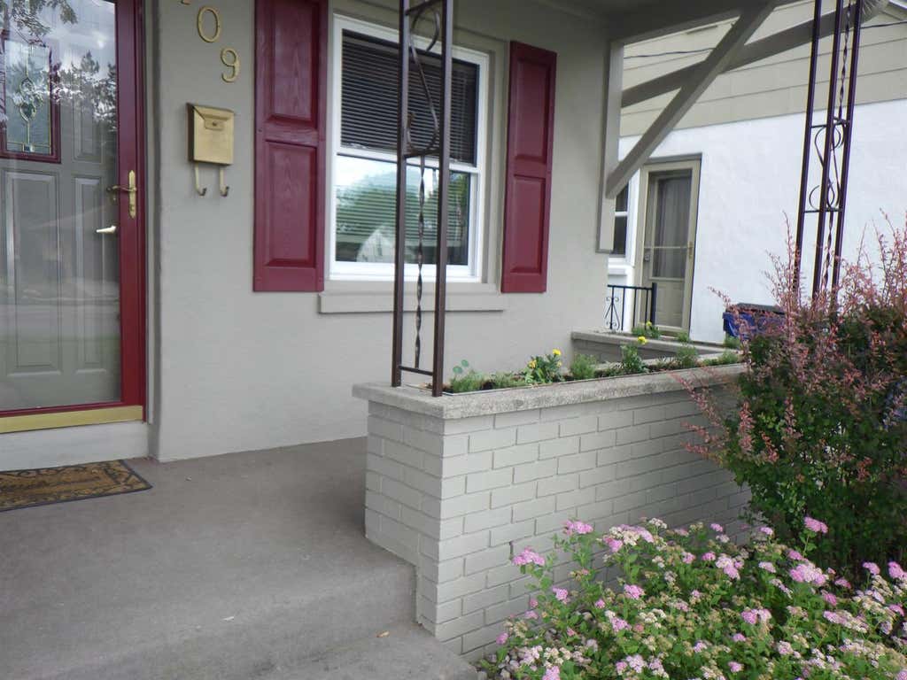 Photo of 109 McKinley AVENUE, Clintonville, WI 54929 (MLS # 50328053)