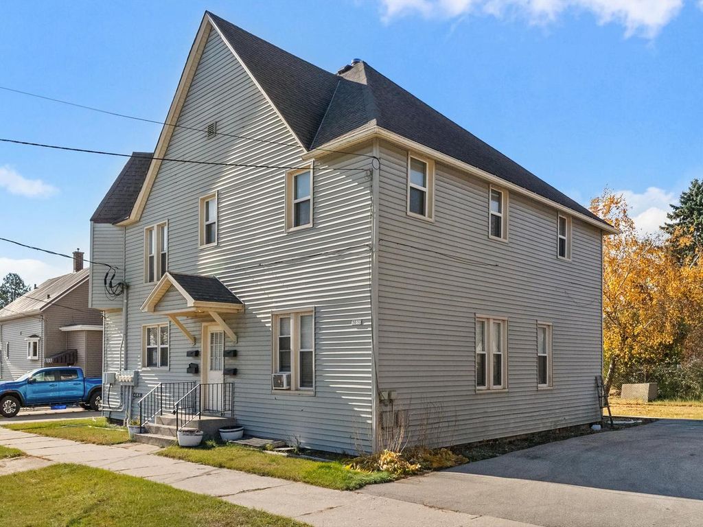 Photo of 1610 Jackson STREET, Two Rivers, WI 54241 (MLS # 1944076)