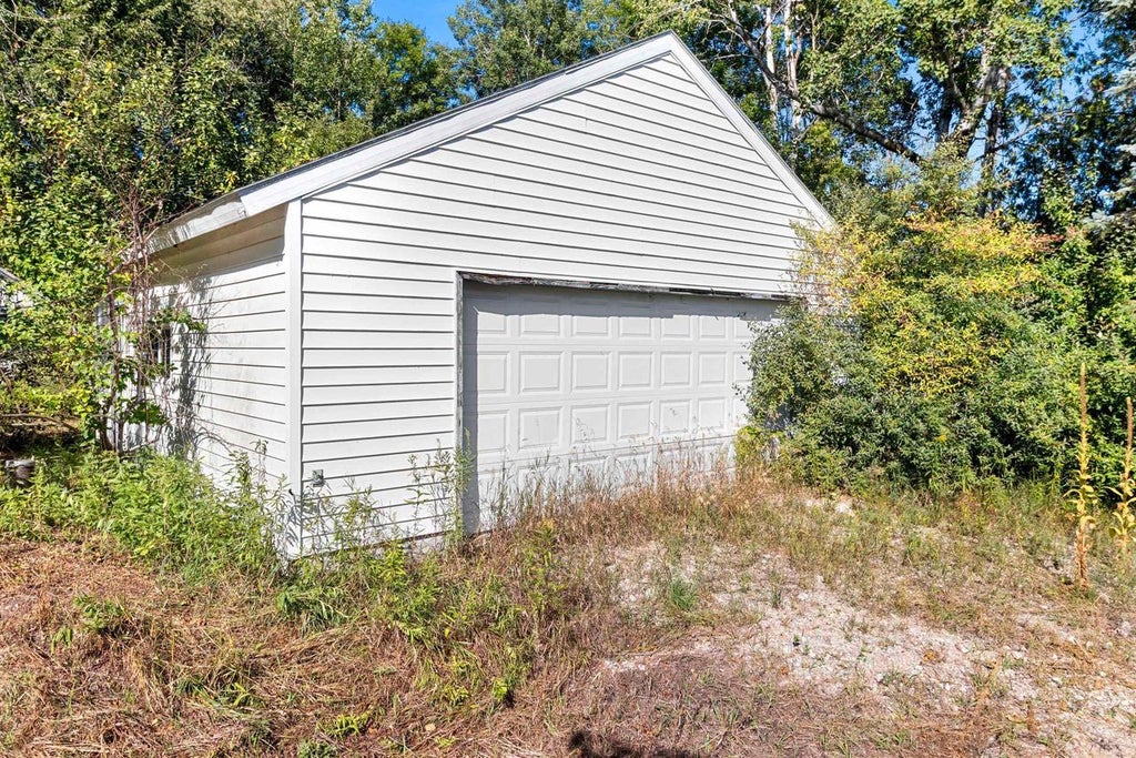 Photo of W4764 County Road B, Peshtigo, WI 54157 (MLS # 50331641)