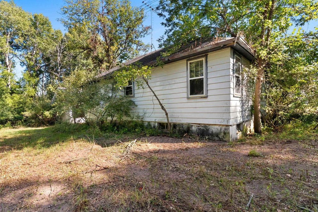 Photo of W4764 County Road B, Peshtigo, WI 54157 (MLS # 50331641)