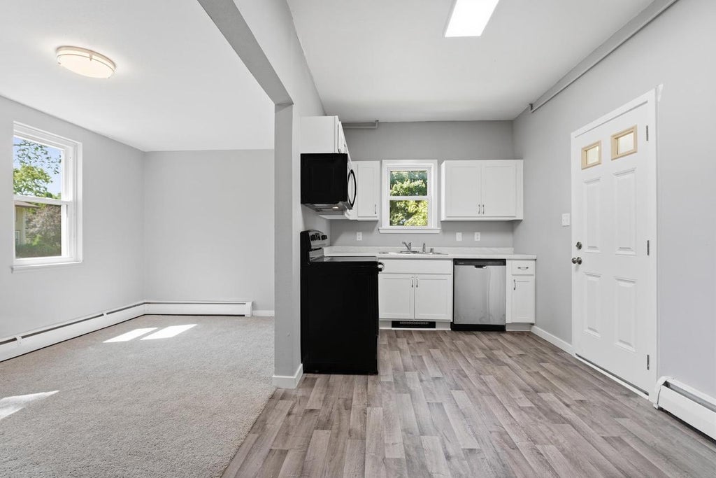 Photo of 402-404 S Main STREET, Deerfield, WI 53531 (MLS # 2025881)