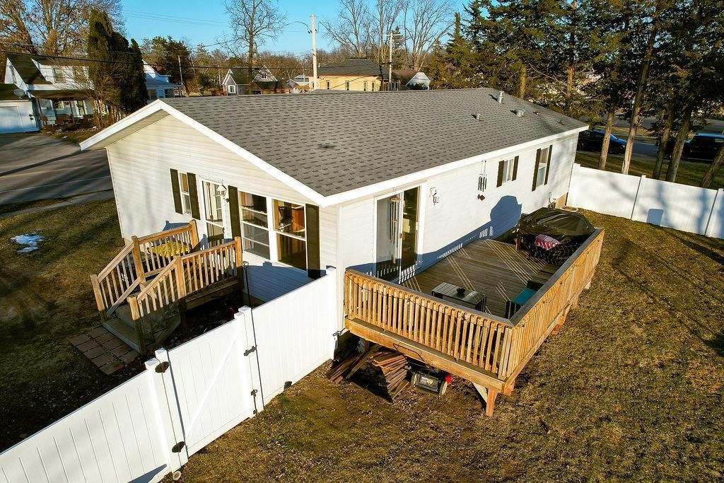 Photo of 818 E State STREET, Mauston, WI 53948 (MLS # 2017760)