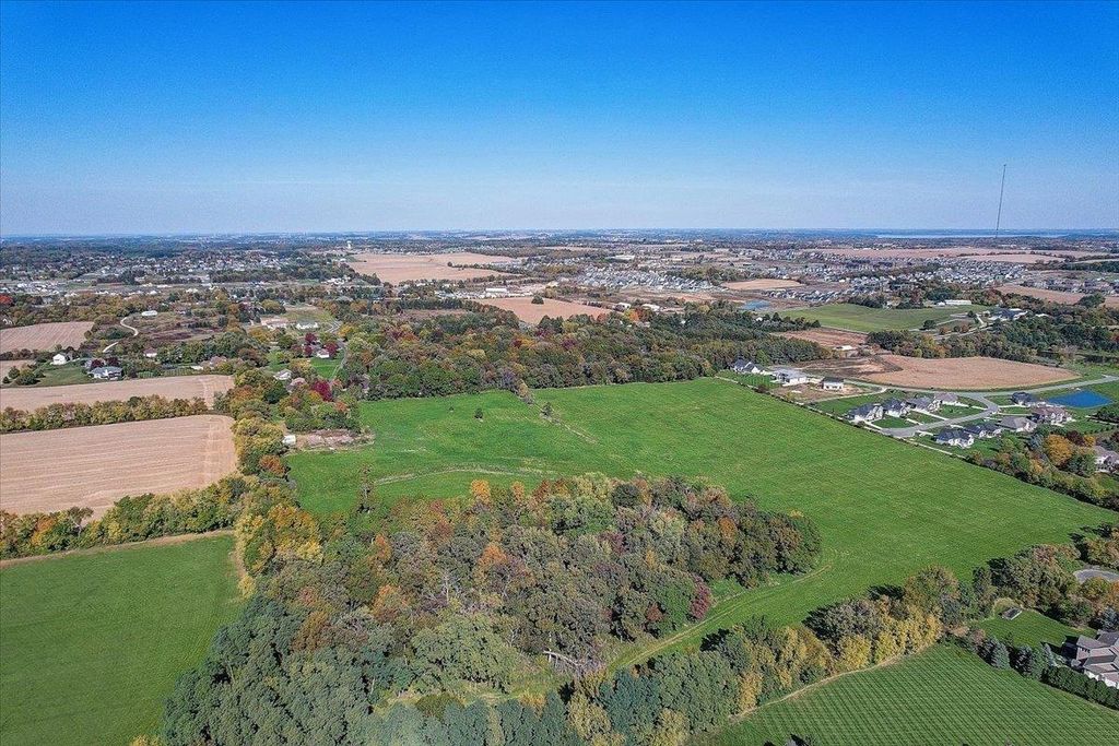 Photo of Lot 13 Glacier Forest COURT, Verona, WI 53593 (MLS # 2014300)