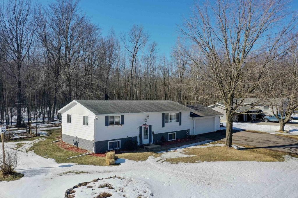 Photo of 121 Marjorie LANE, Medford, WI 54451 (MLS # 22600911)