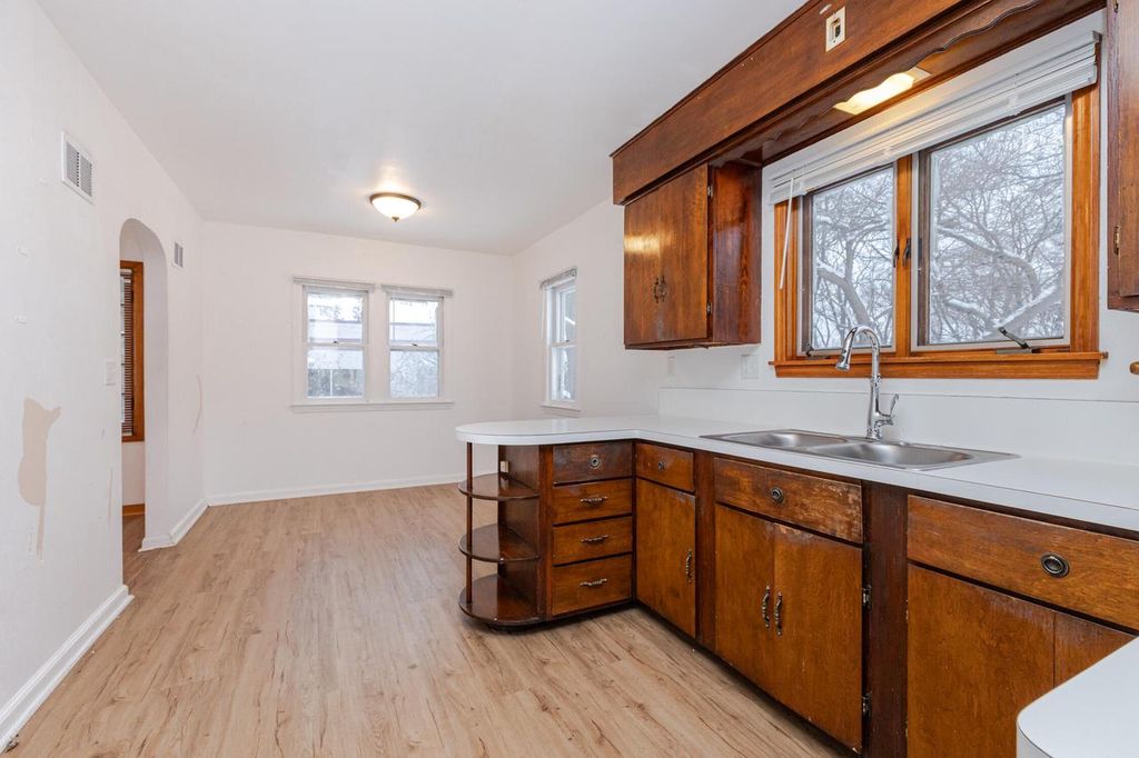 Photo of 1806 E Main STREET, Waukesha, WI 53186 (MLS # 1945000)