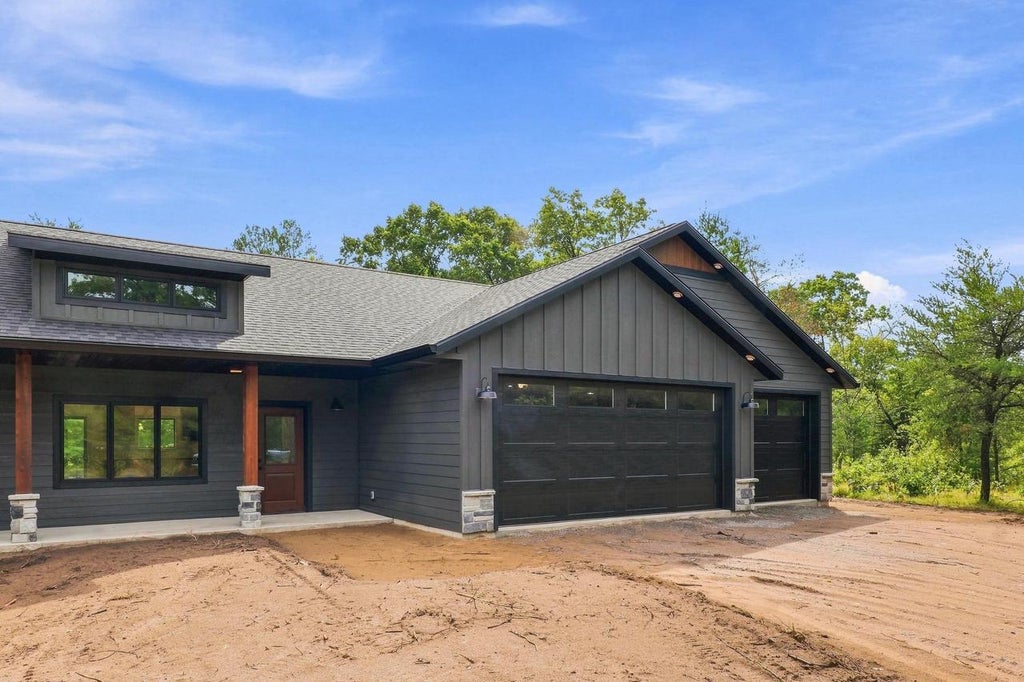 Photo of 378 Setting Sun TRAIL, Nekoosa, WI 54457 (MLS # 22604146)