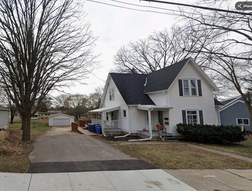 Photo of 714 8th STREET, Baraboo, WI 53913 (MLS # 2034145)