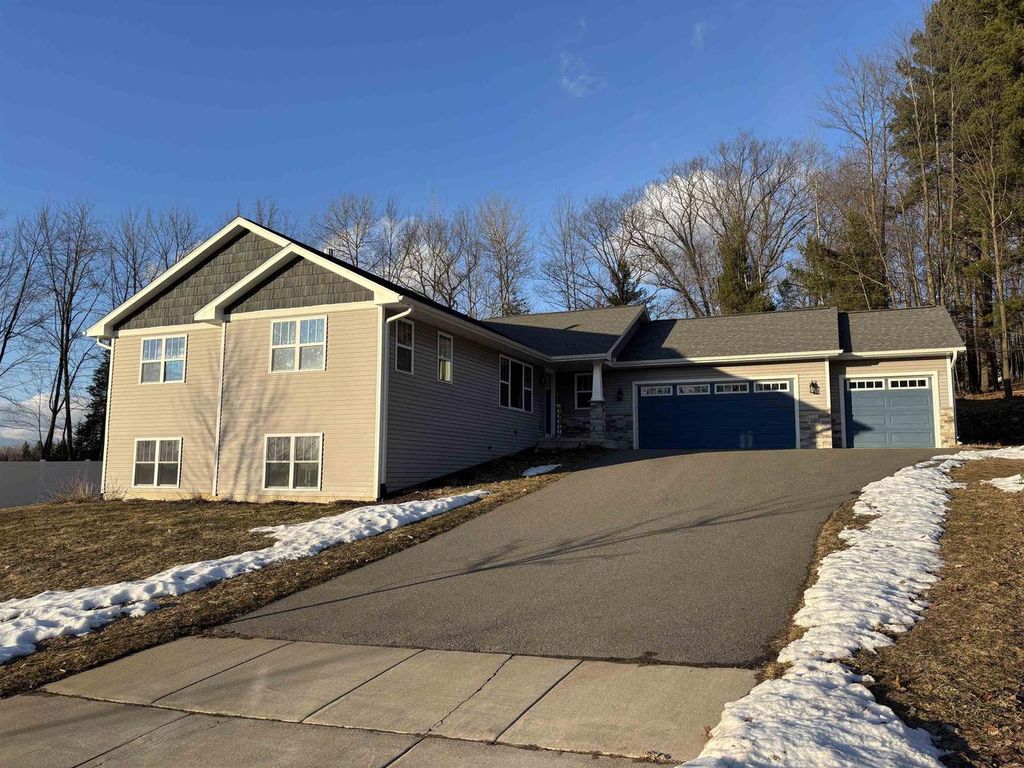 Photo of 105 S 66th AVENUE, Wausau, WI 54401 (MLS # 22601207)