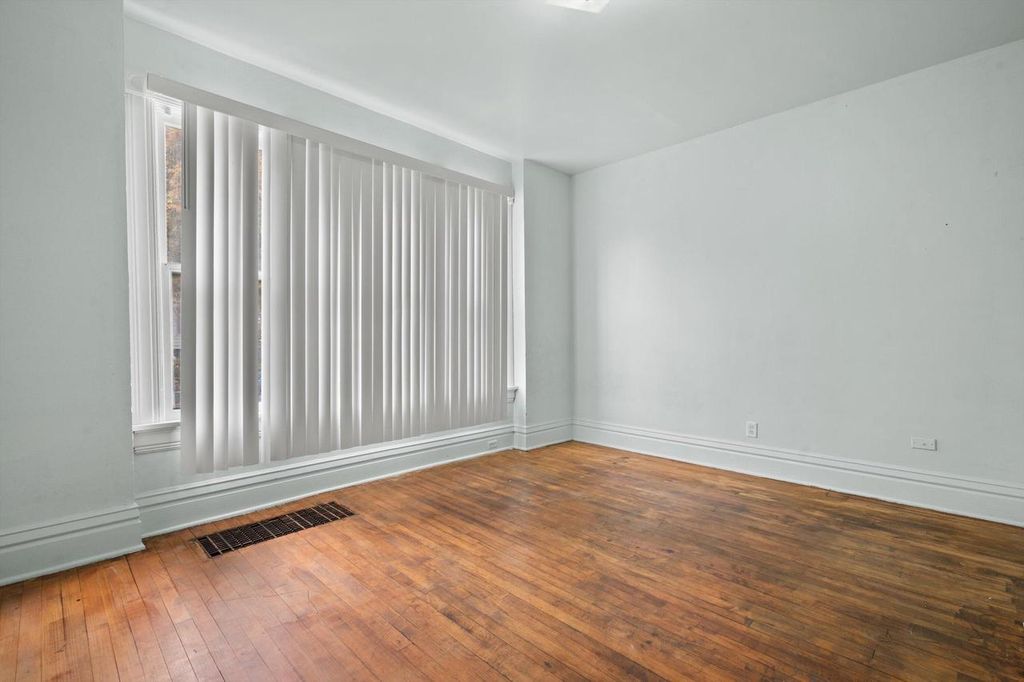 Photo of 2400 W Scott STREET, Milwaukee, WI 53204 (MLS # 1942432)