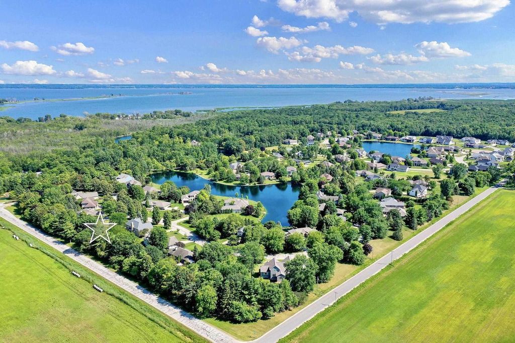 Photo of Huntington Way STREET, Suamico, WI 54173 (MLS # 50324816)