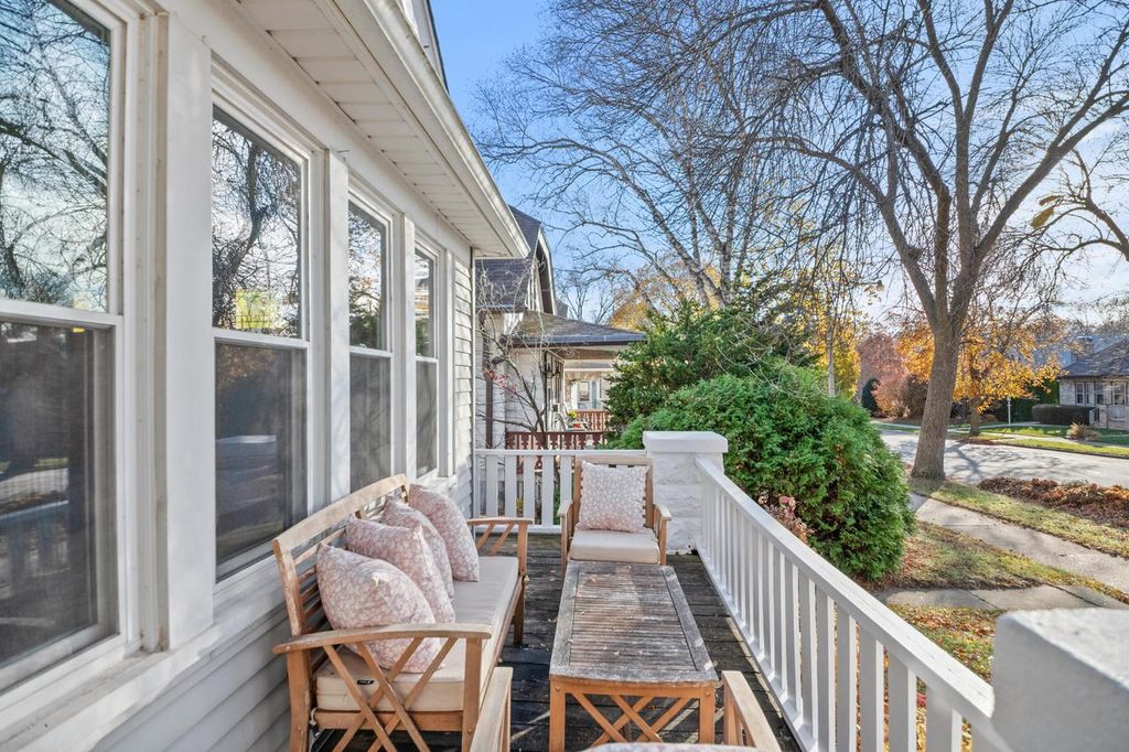 Photo of 3150 S Lenox STREET, Milwaukee, WI 53207 (MLS # 1949243)