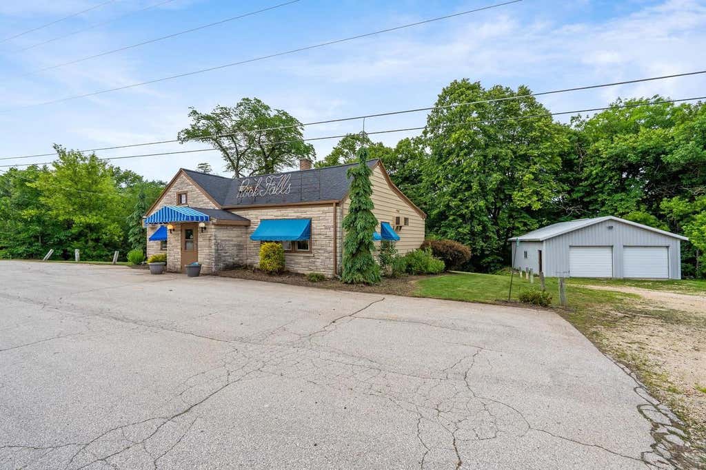 Photo of 6053 Rock Falls ROAD, Luxemburg, WI 54217 (MLS # 50329352)