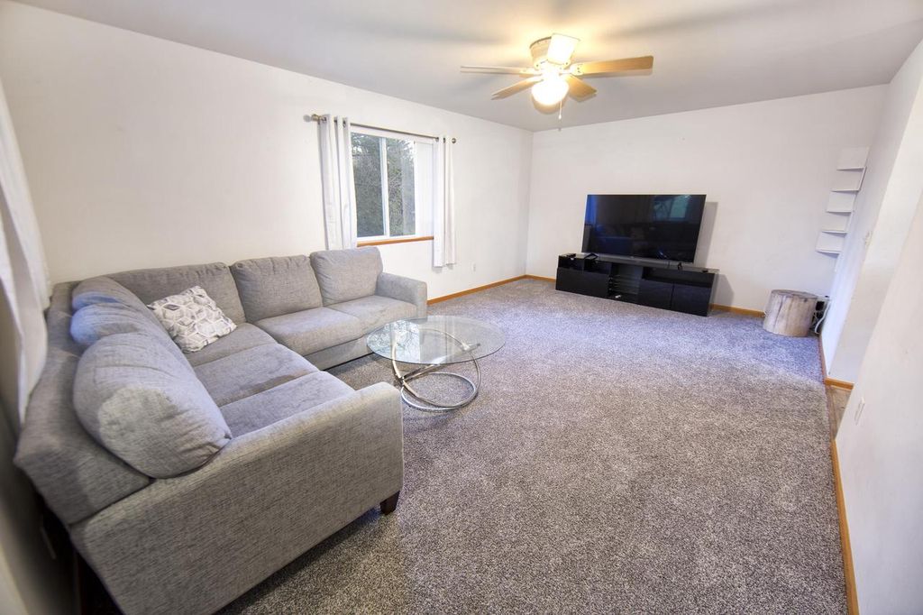 Photo of 104 Mallard CIRCLE, Beaver Dam, WI 53916 (MLS # 1942099)