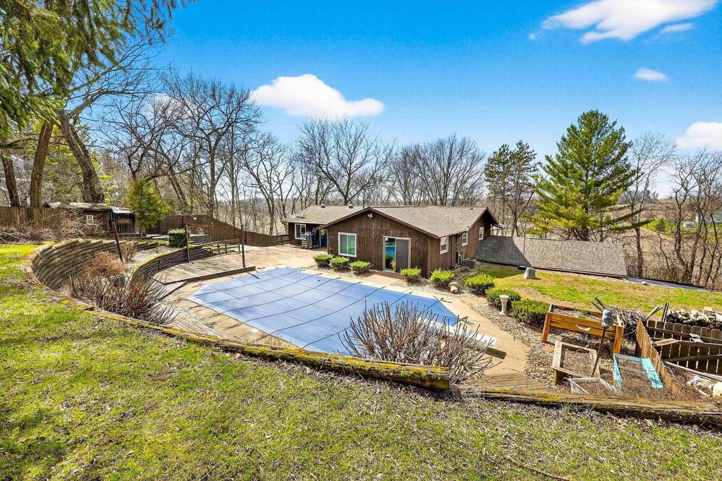 Photo of 2934 County Rd W Rd, Deerfield, WI 53531 (MLS # 2020326)