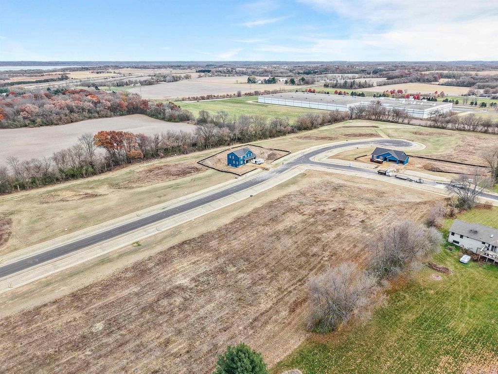 Photo of Lot 13 Hawks View, Edgerton, WI 53534 (MLS # 2018671)