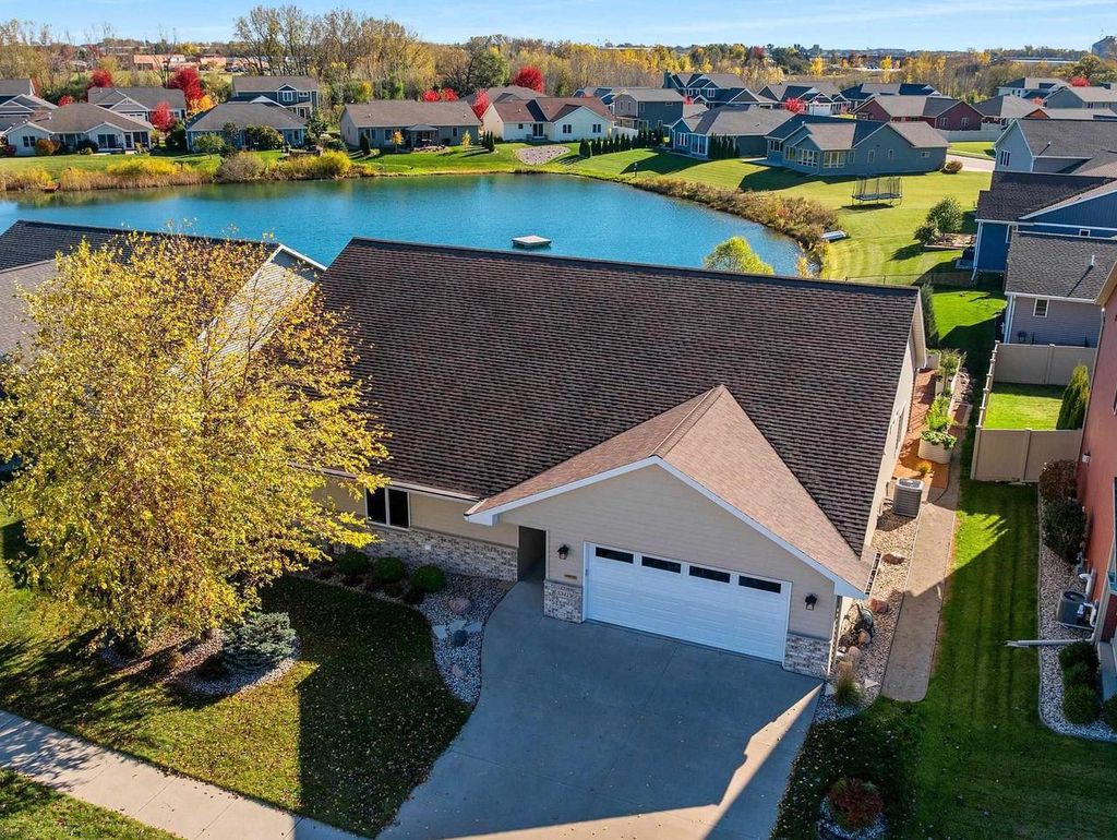 Photo of 3341 Mockingbird WAY, Oshkosh, WI 54904 (MLS # 50317512)