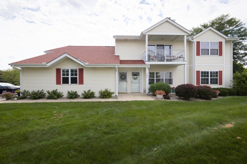Photo of 724 Wood River COURT #3, West Bend, WI 53095 (MLS # 1982362)