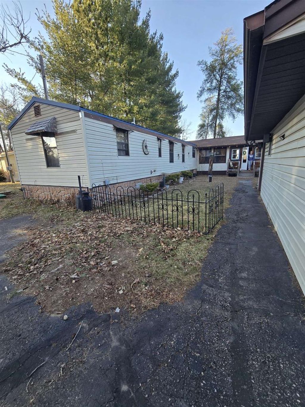 Photo of W5776 Whistling Wings DRIVE, New Lisbon, WI 53950 (MLS # 2019529)