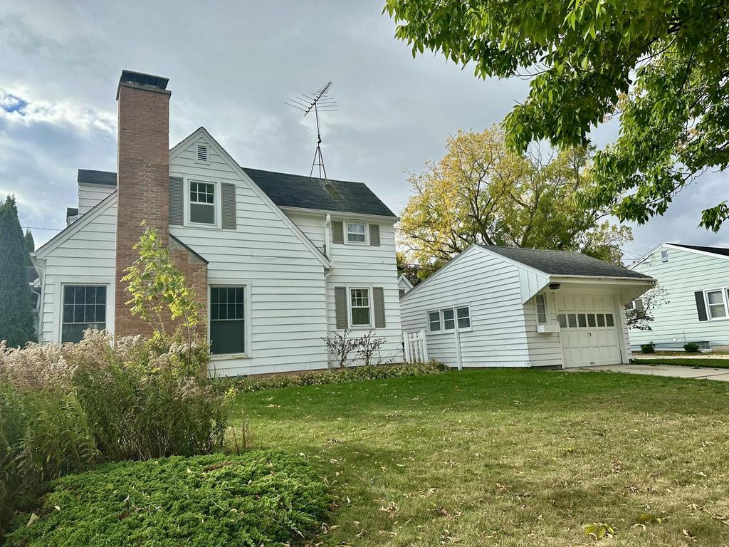 Photo of 2646 N 5th STREET, Sheboygan, WI 53083 (MLS # 1940347)