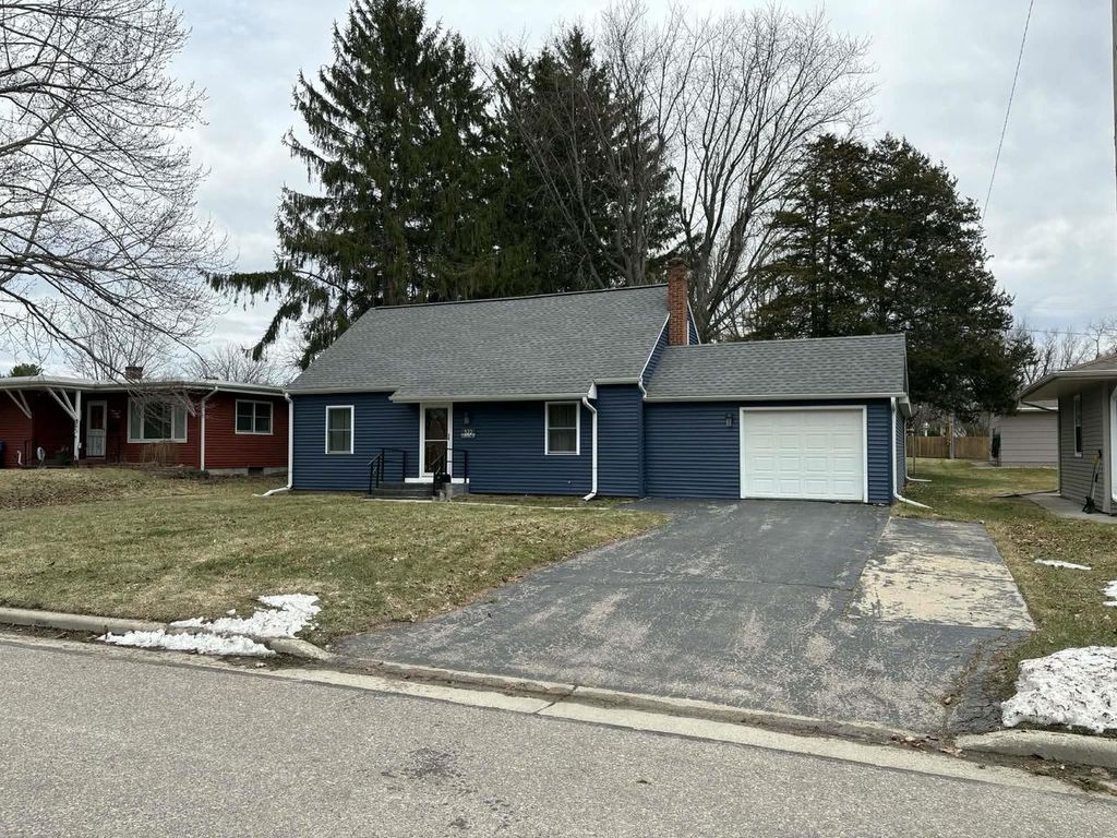 Photo of 322 Capital STREET, Wisconsin Dells, WI 53965 (MLS # 2017912)