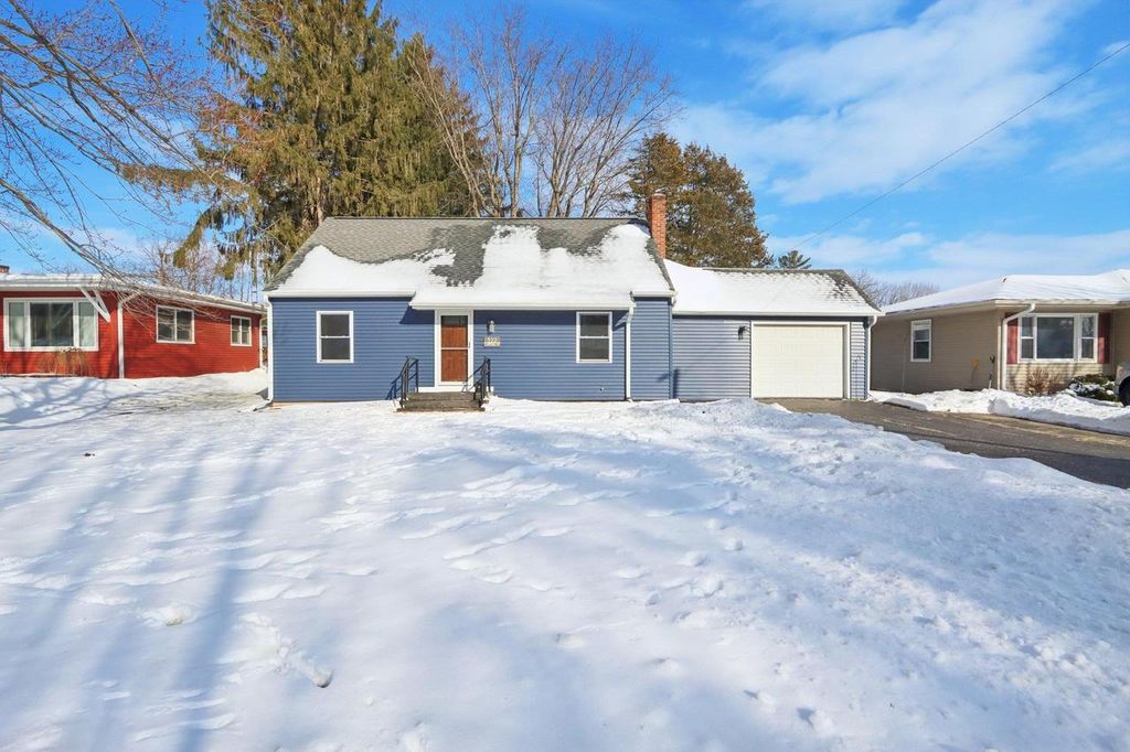 Photo of 322 Capital STREET, Wisconsin Dells, WI 53965 (MLS # 2017912)