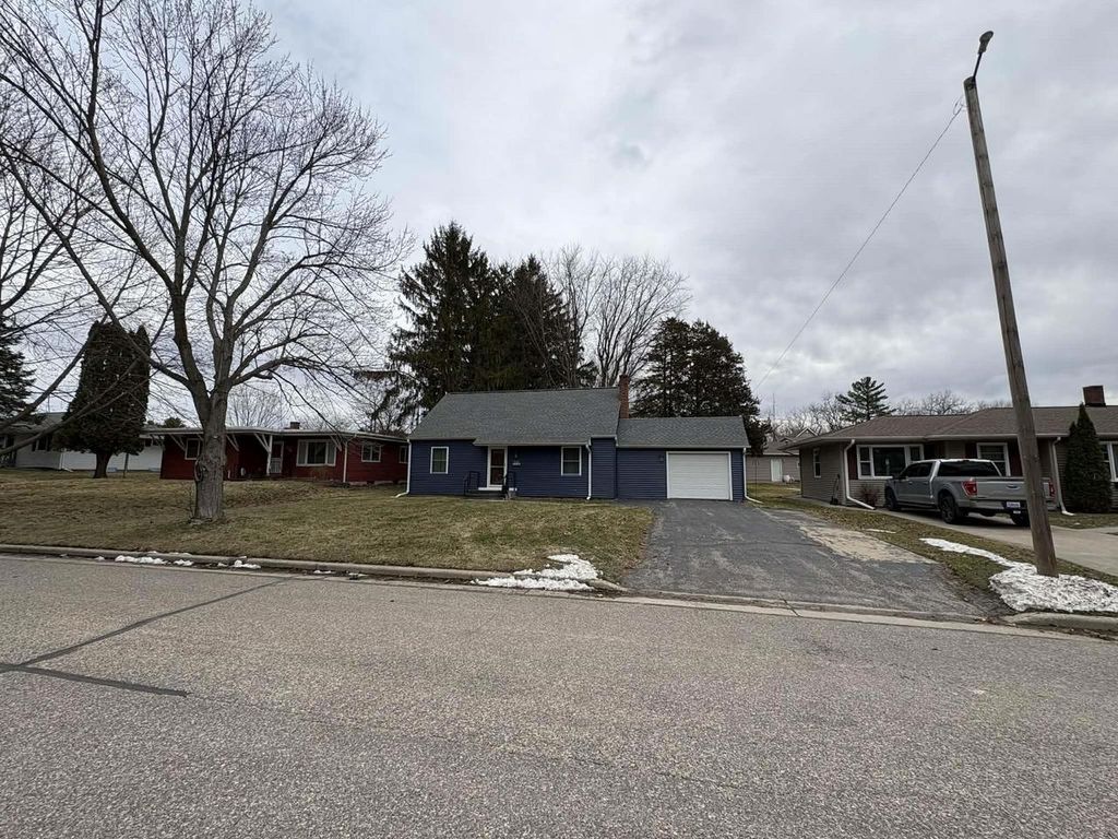 Photo of 322 Capital STREET, Wisconsin Dells, WI 53965 (MLS # 2017912)