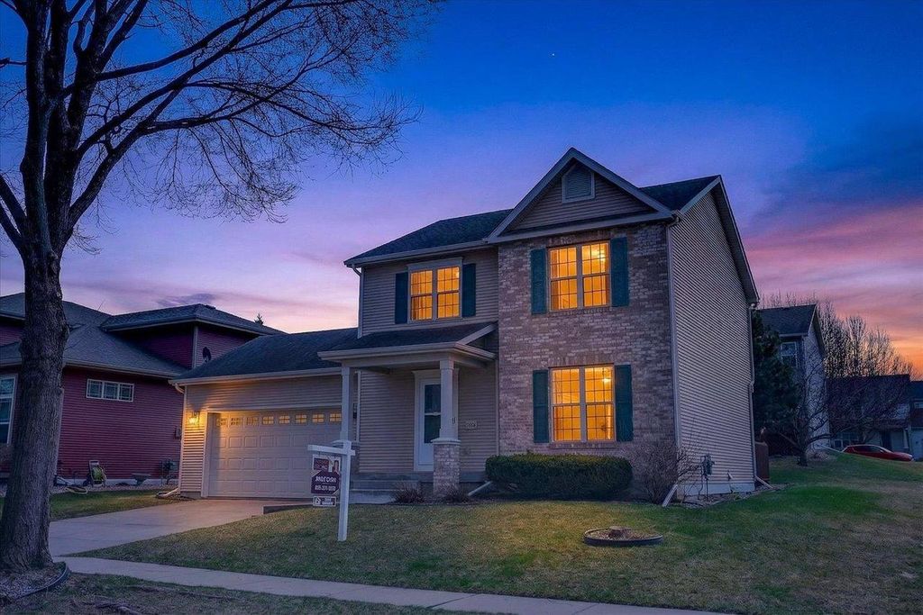 Photo of 7829 COPPER LEAF TRAIL, Madison, WI 53719 (MLS # 2019034)