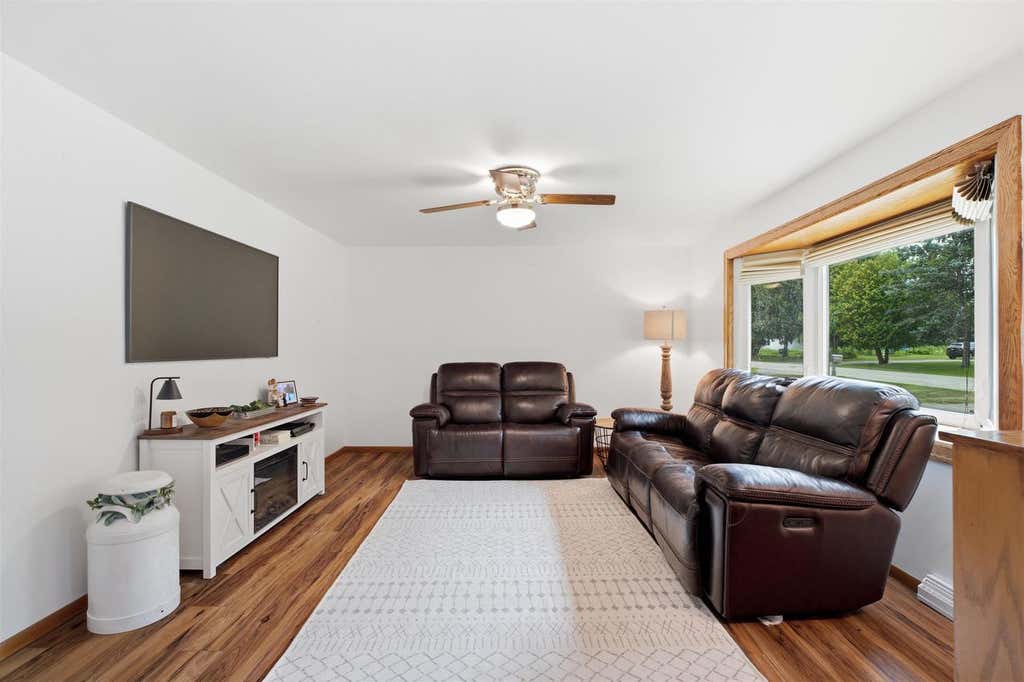 Photo of 3090 W 1st AVENUE, Appleton, WI 54914 (MLS # 50331326)