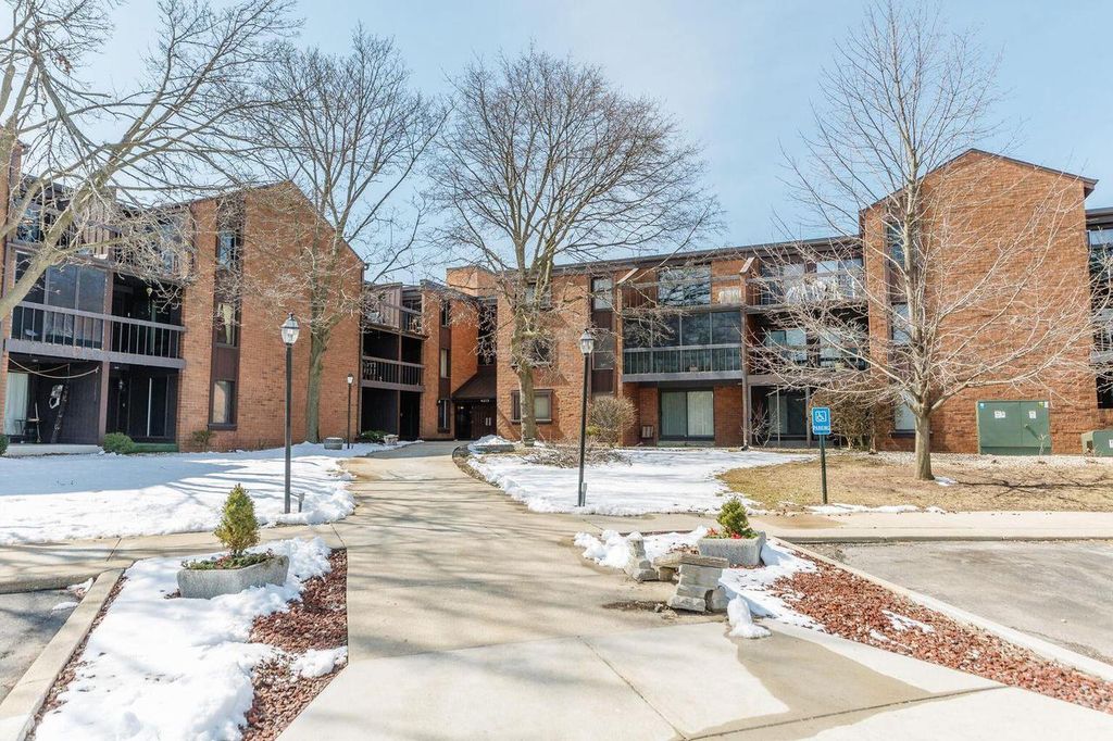 Photo of 4215 N 100th STREET #151C, Milwaukee, WI 53222 (MLS # 1945860)