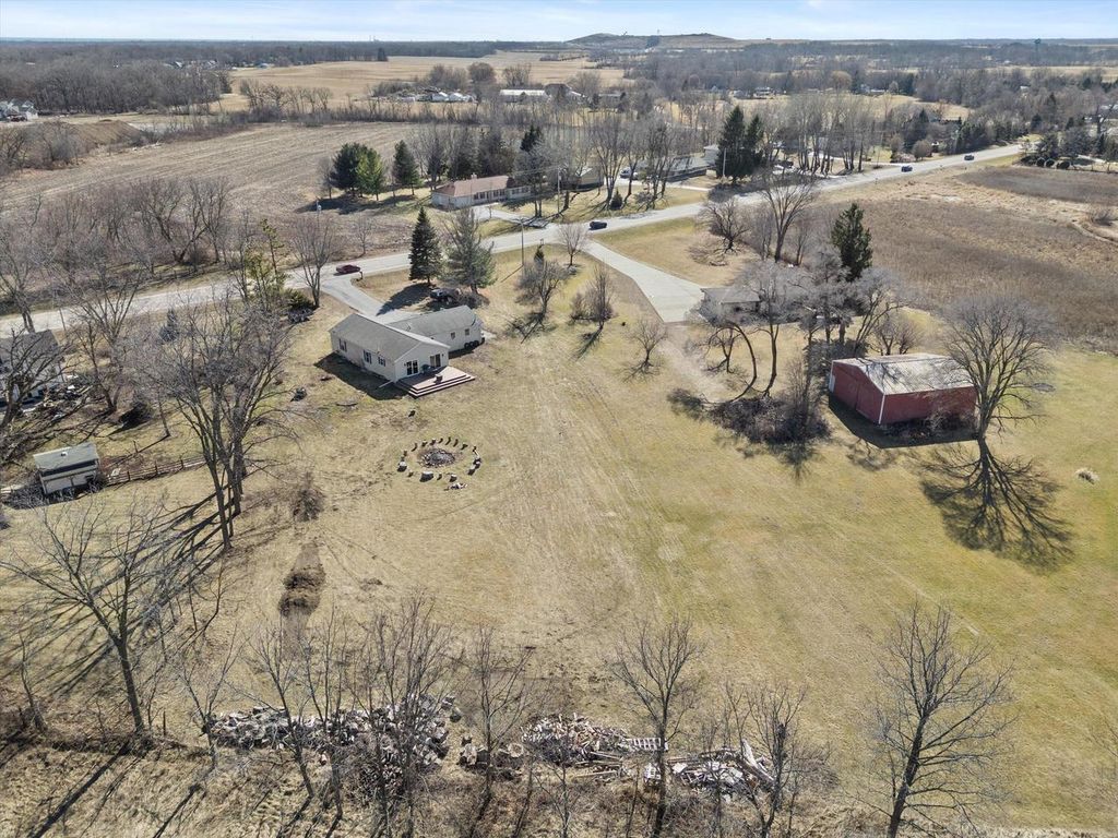 Photo of 5222 Springbrook ROAD, Pleasant Prairie, WI 53158 (MLS # 1951089)