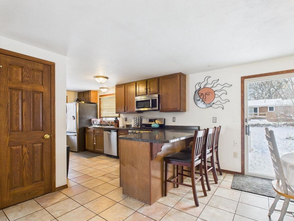 Photo of 1205 S Taylor STREET, Green Bay, WI 54304 (MLS # 50318989)