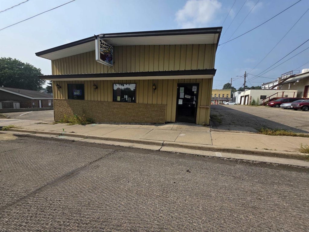 Photo of 51 W Water STREET, Markesan, WI 53946 (MLS # 2028741)