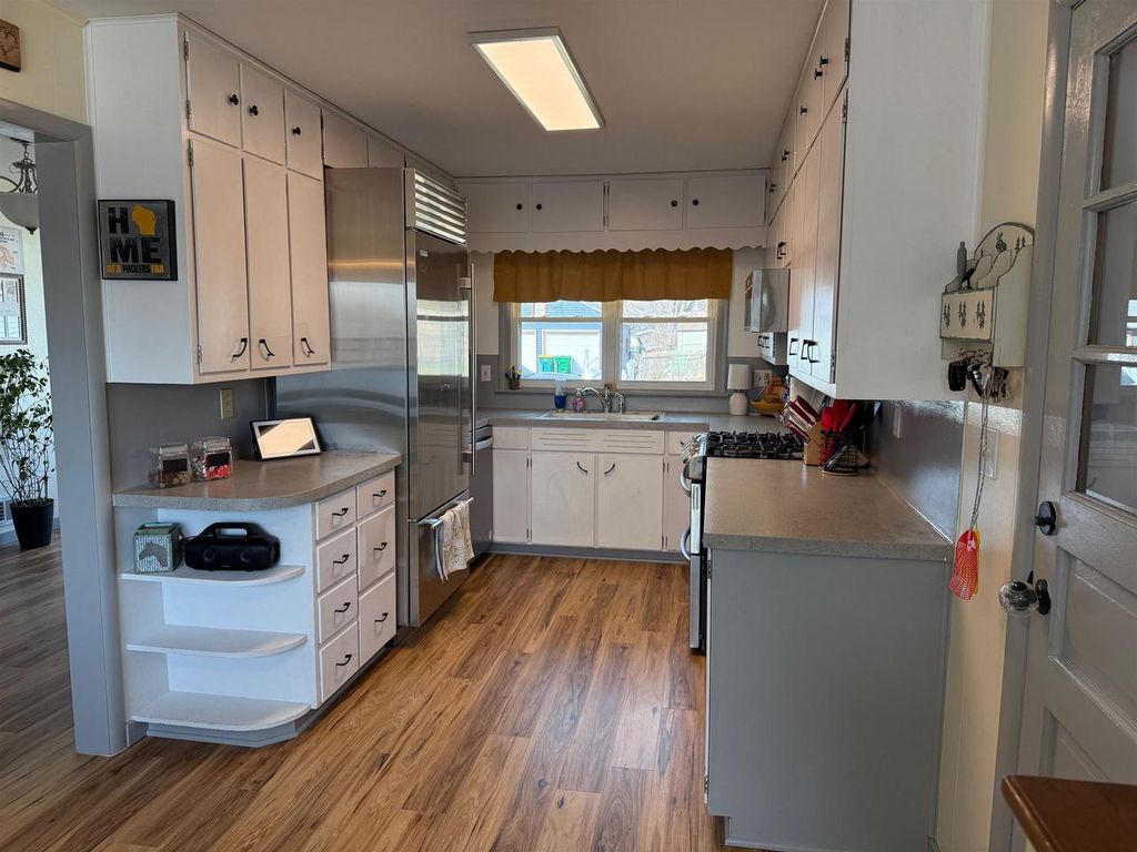 Photo of 407 Wilson STREET, Edgerton, WI 53534 (MLS # 2018206)